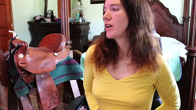 thornburyrose online show from April 9, 6:47 pm