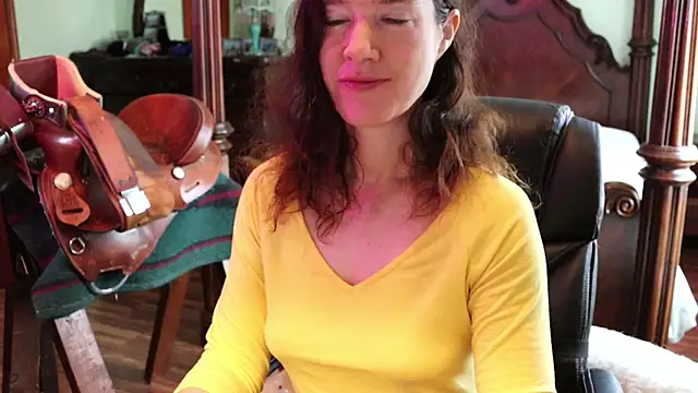 thornburyrose online show from March 25, 2:05 pm