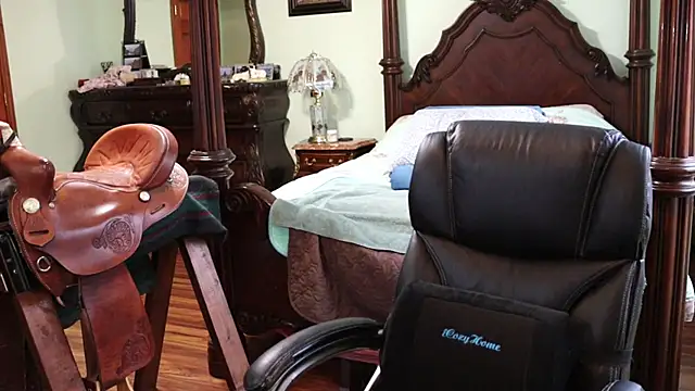 Snapshot of thornburyrose chatting on February 28, 8:50 pm thornburyrose online show from February 28, 8:50 pm