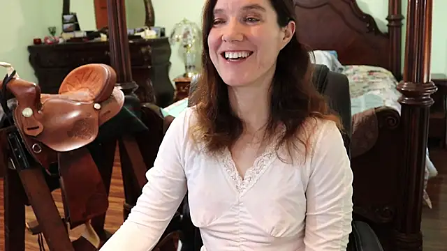 Snapshot of thornburyrose chatting on March 16, 6:55 pm thornburyrose online show from March 16, 6:55 pm