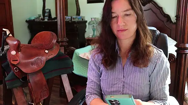 Snapshot of thornburyrose chatting on February 4, 7:53 pm thornburyrose online show from February 4, 7:53 pm