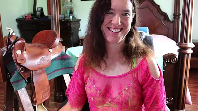 thornburyrose online show from April 23, 4:52 pm