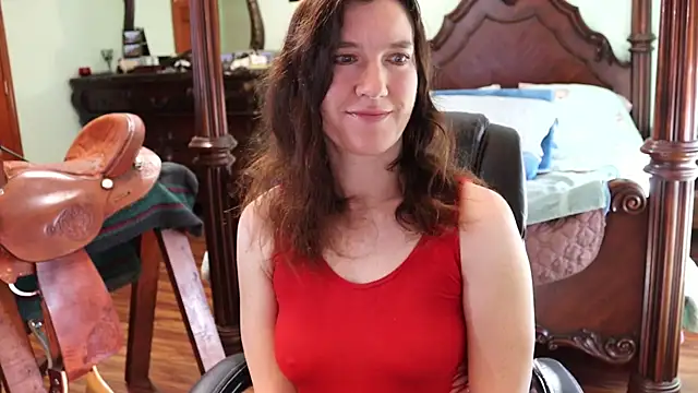 Snapshot of thornburyrose chatting on March 2, 9:19 pm thornburyrose online show from March 2, 9:19 pm