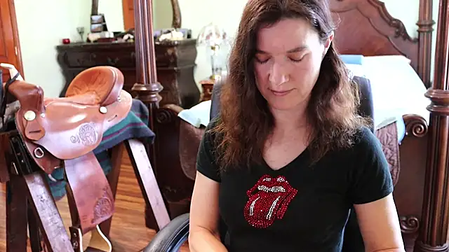 Snapshot of thornburyrose chatting on March 1, 7:15 pm thornburyrose online show from March 1, 7:15 pm