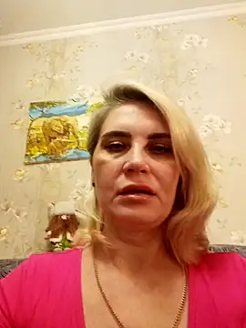 JennyOMay online show from March 10, 3:16 pm