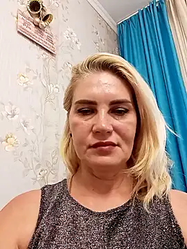 Snapshot of JennyOMay chatting on July 21, 4:36 am JennyOMay online show from July 21, 4:36 am