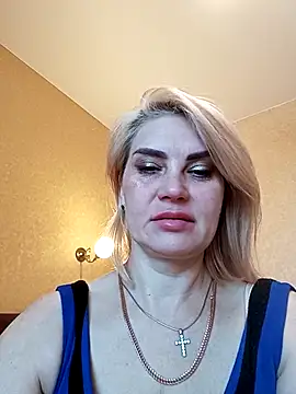 JennyOMay online show from March 14, 4:32 am