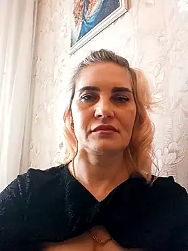 JennyOMay online show from March 27, 4:54 am