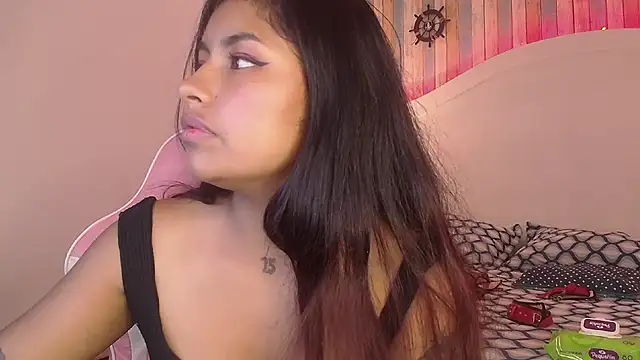 ChantalPetit online show from March 25, 8:08 pm