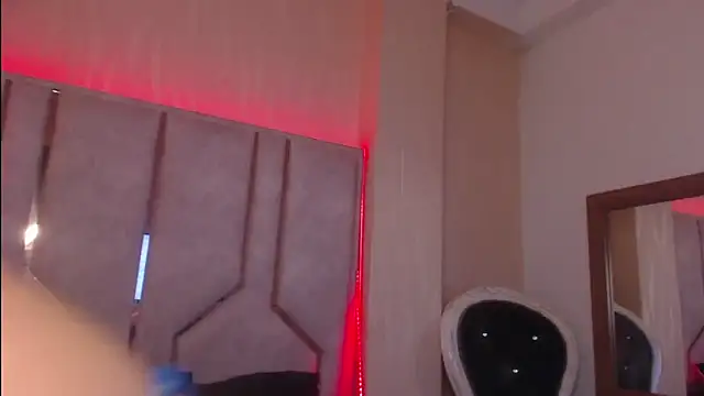 ChantalPetit online show from January 5, 6:11 pm