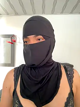 Snapshot of radiagazali chatting on November 11, 5:30 pm radiagazali online show from November 11, 5:30 pm