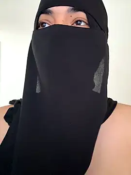 Snapshot of radiagazali chatting on November 28, 5:46 pm radiagazali online show from November 28, 5:46 pm