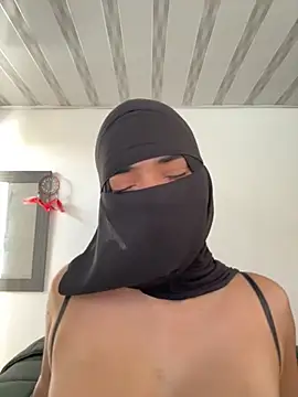 Snapshot of radiagazali chatting on November 7, 5:28 pm radiagazali online show from November 7, 5:28 pm