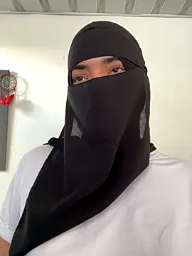 Snapshot of radiagazali chatting on November 4, 6:44 pm radiagazali online show from November 4, 6:44 pm