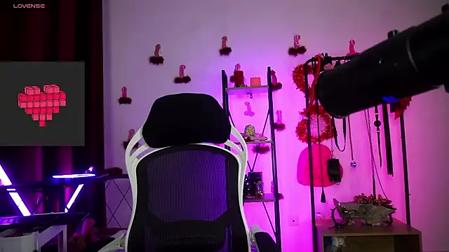 CyberXGoddess online show from February 16, 1:37 am