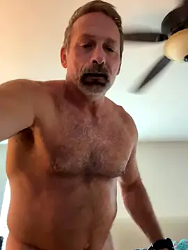 Bronco9602 online show from November 5, 7:50 pm