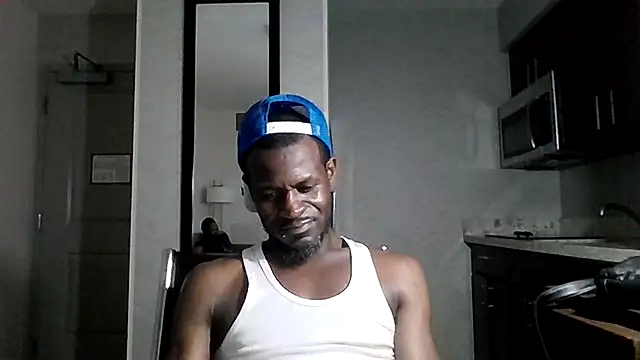 Maculine Stayr online show from April 16, 6:47 am