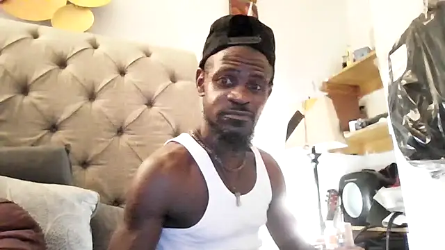 Maculine Stayr online show from October 8, 6:04 am