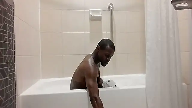 Maculine Stayr online show from April 4, 2:29 am