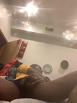 Maculine Stayr online show from February 8, 2:48 pm