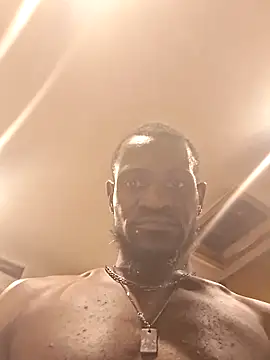 Maculine Stayr online show from March 7, 2:55 pm