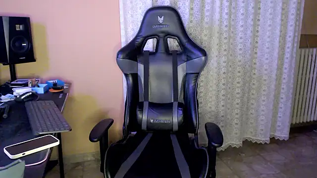 Snapshot of fernan_redsxxx chatting on February 25, 6:08 pm fernan redsxxx online show from February 25, 6:08 pm