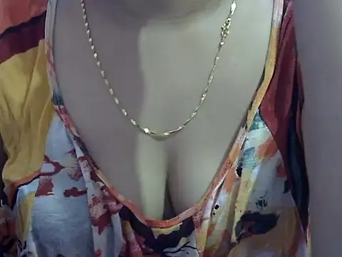 Your wild Dia online show from April 15, 6:45 pm