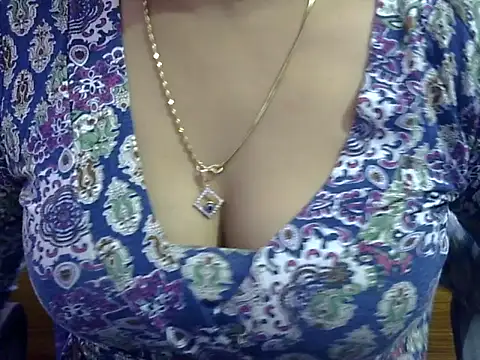 Snapshot of Your_wild_Dia chatting on November 3, 6:11 pm Your wild Dia online show from November 3, 6:11 pm