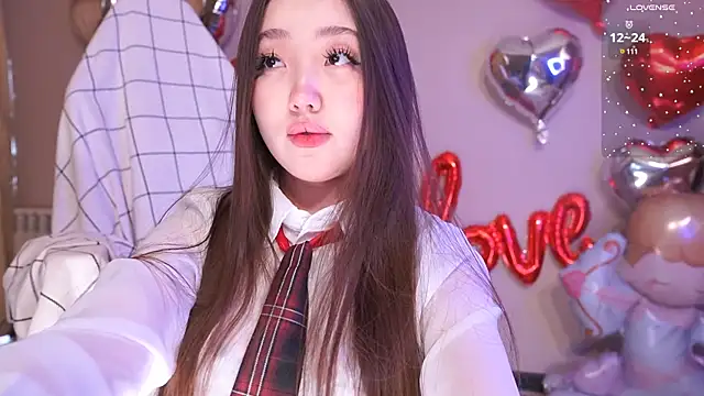 k kimikooo online show from February 15, 8:00 am