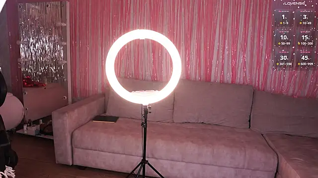 k kimikooo online show from November 26, 4:34 am