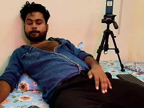 SHENOY3 online show from June 10, 7:04 pm