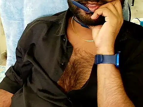 Snapshot of SHENOY3 chatting on November 8, 1:47 pm SHENOY3 online show from November 8, 1:47 pm