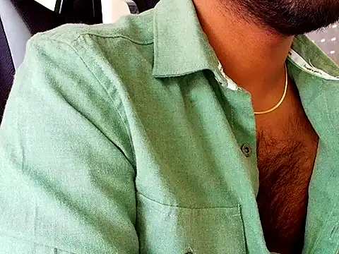 Snapshot of SHENOY3 chatting on December 1, 8:26 am SHENOY3 online show from December 1, 8:26 am