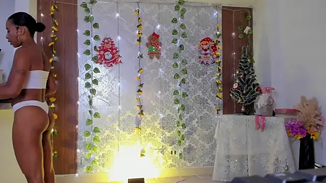 kelly thomson online show from December 14, 12:17 am