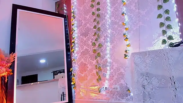 kelly thomson online show from February 7, 2:41 am