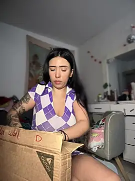 kiaraglam2 online show from January 15, 2:31 pm