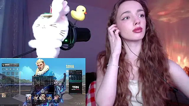 Snapshot of Weeissy chatting on December 1, 8:25 pm Weeissy online show from December 1, 8:25 pm