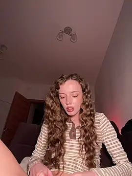 Snapshot of Weeissy chatting on November 14, 7:39 pm Weeissy online show from November 14, 7:39 pm