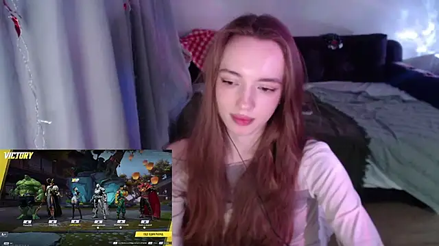 Snapshot of Weeissy chatting on February 1, 8:37 pm Weeissy online show from February 1, 8:37 pm