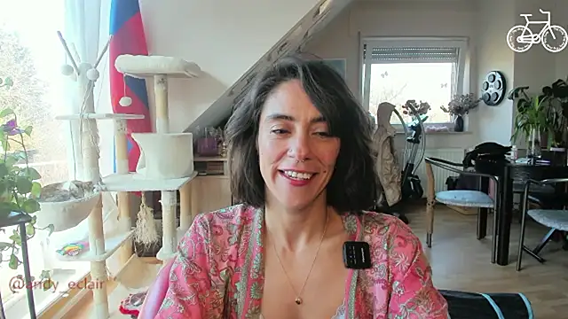 tinny williams online show from March 12, 8:40 am