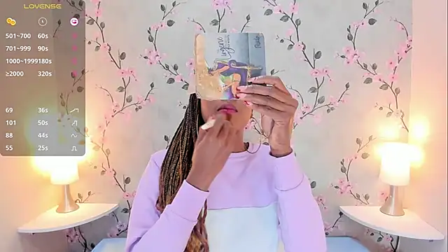 EmmySweett online show from March 8, 8:12 pm