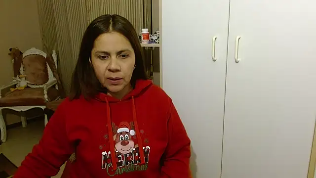 Snapshot of Sara_Brandon chatting on October 2, 2:37 am Sara Brandon online show from October 2, 2:37 am