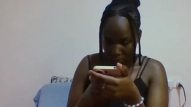 Snapshot of sweetelle09 chatting on October 16, 7:00 pm sweetelle09 online show from October 16, 7:00 pm