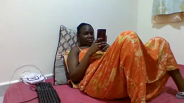 sweetelle09 online show from April 10, 5:20 pm