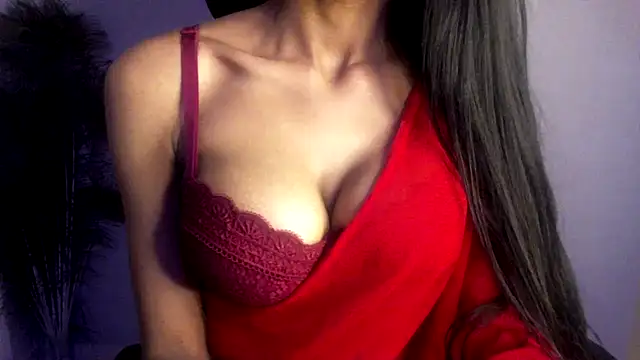 Snapshot of Sonia-silk chatting on February 14, 6:51 pm Sonia-silk online show from February 14, 6:51 pm