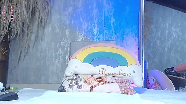 Snapshot of adara_le chatting on November 5, 12:08 pm adara le online show from November 5, 12:08 pm