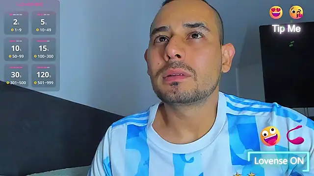Snapshot of jhonyalzate2 chatting on February 16, 11:28 pm jhonyalzate2 online show from February 16, 11:28 pm