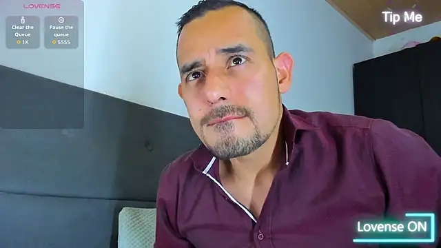 Snapshot of jhonyalzate2 chatting on September 14, 12:11 am jhonyalzate2 online show from September 14, 12:11 am