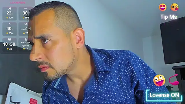 Snapshot of jhonyalzate2 chatting on February 10, 1:24 am jhonyalzate2 online show from February 10, 1:24 am