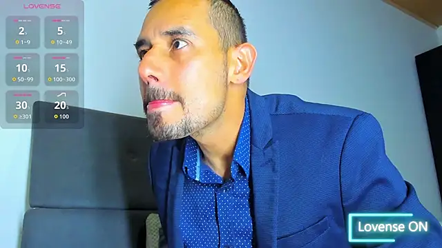 jhonyalzate2 online show from November 22, 11:03 pm